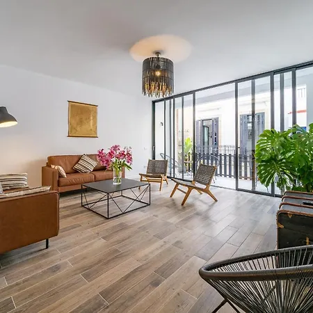 Martinez Boutique * 칼레라